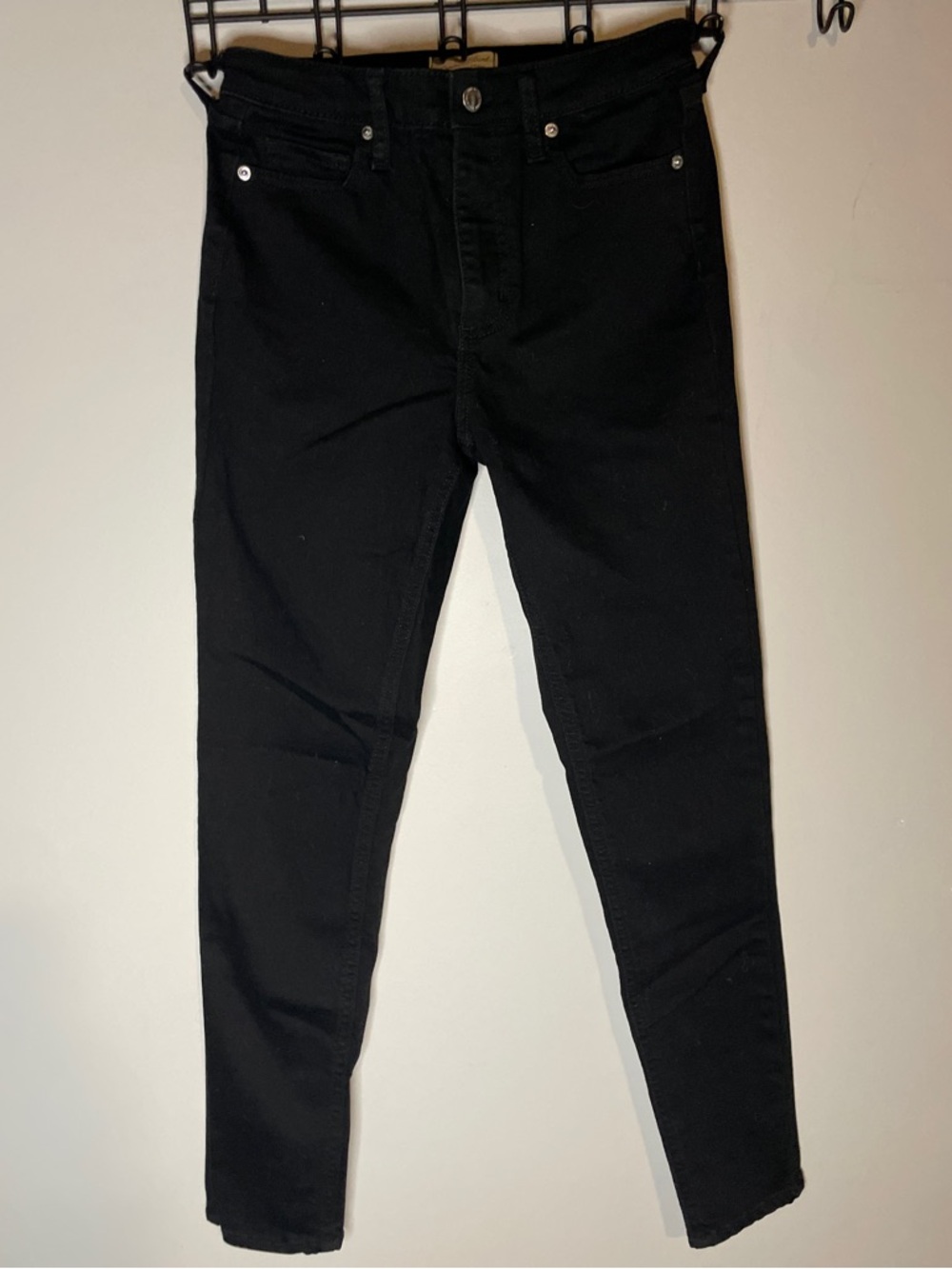 Classic Black Skinny Jeans with Branded Button - LIKE NEW - never worn